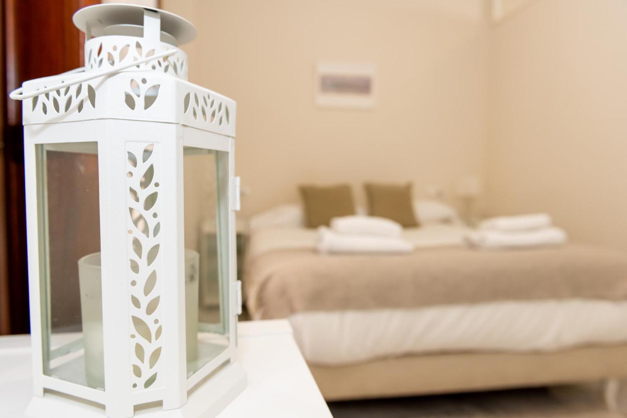 Charming & Quiet Apartment In Plaza Del Salvador Севилья Экстерьер фото
