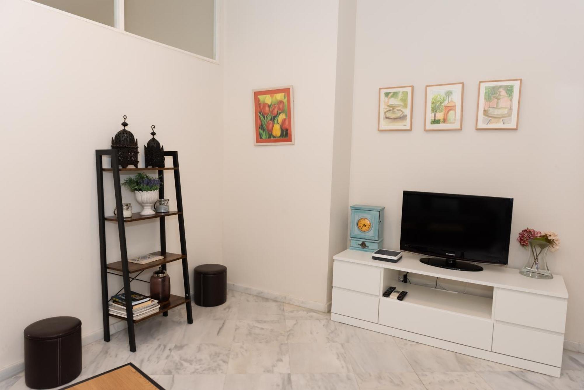 Charming & Quiet Apartment In Plaza Del Salvador Севилья Экстерьер фото